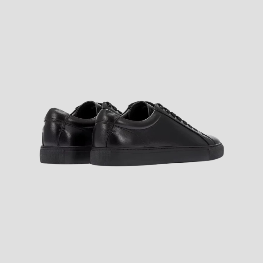 Men's Classic Comfortable Lace Sneakers
