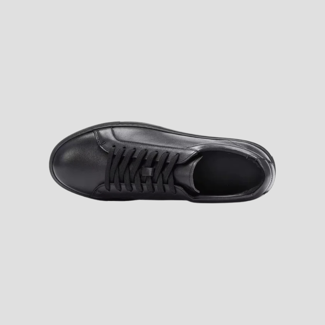 Men's Classic Comfortable Lace Sneakers
