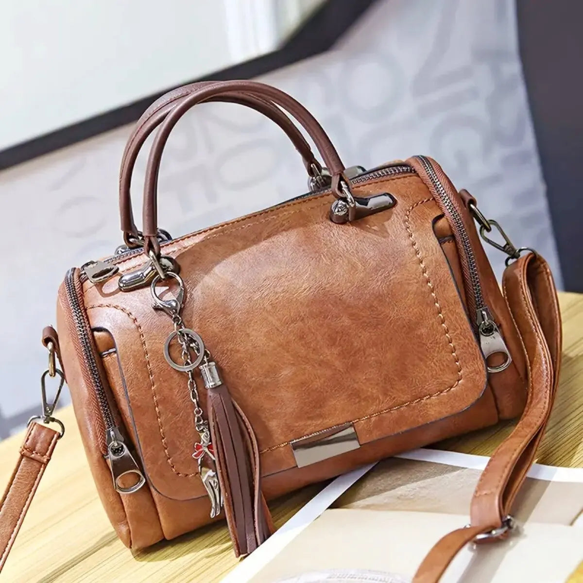 Fashionable Fringe Crossbody Handbag - OutfitLondon