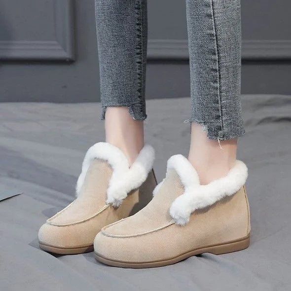 Cozy Women's Insulated Snow Boots
