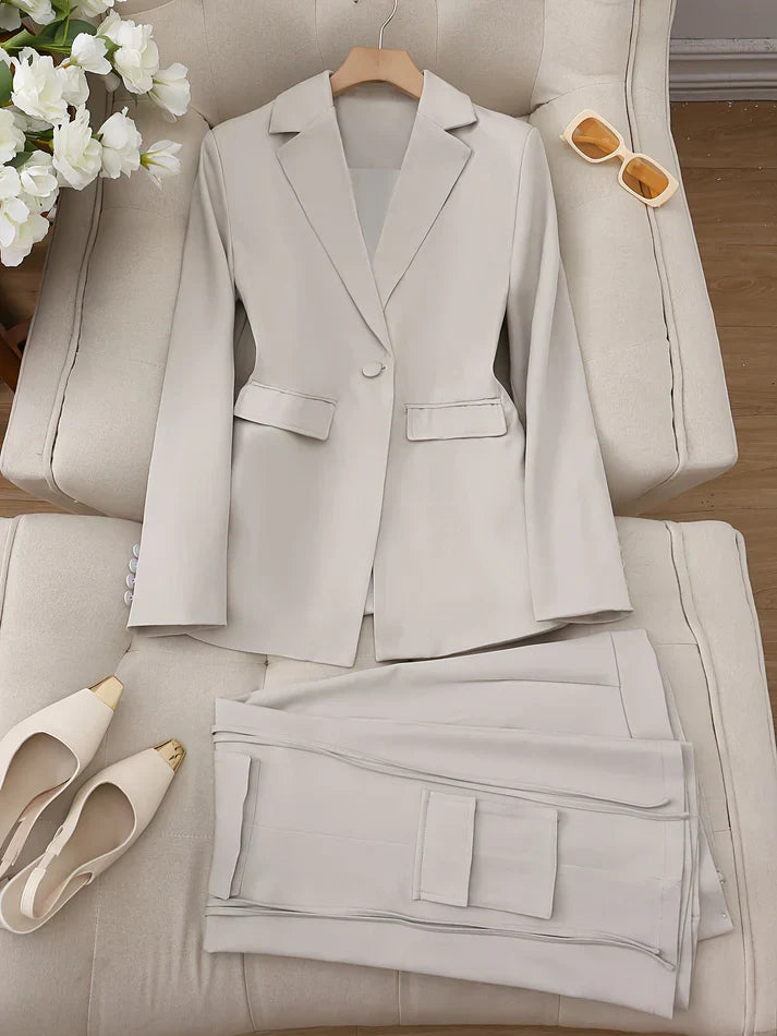 Timeless Ladies 2-Piece Blazer Outfit