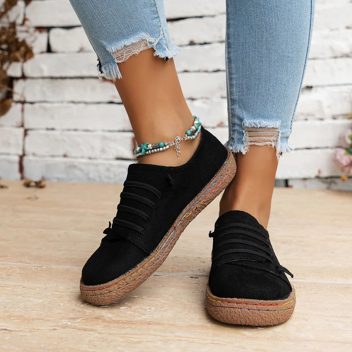 Women's Lightweight Slip-ons with Elastic Laces and Non-slip Sole
