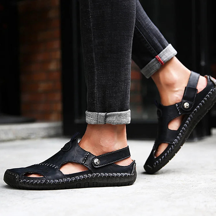 Men's Summer Hand Stitching Soft Outdoor Closed Toe Leather Beach Sandals Slippers
