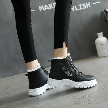 Insulated Snow Boots for Women - Warm and Waterproof