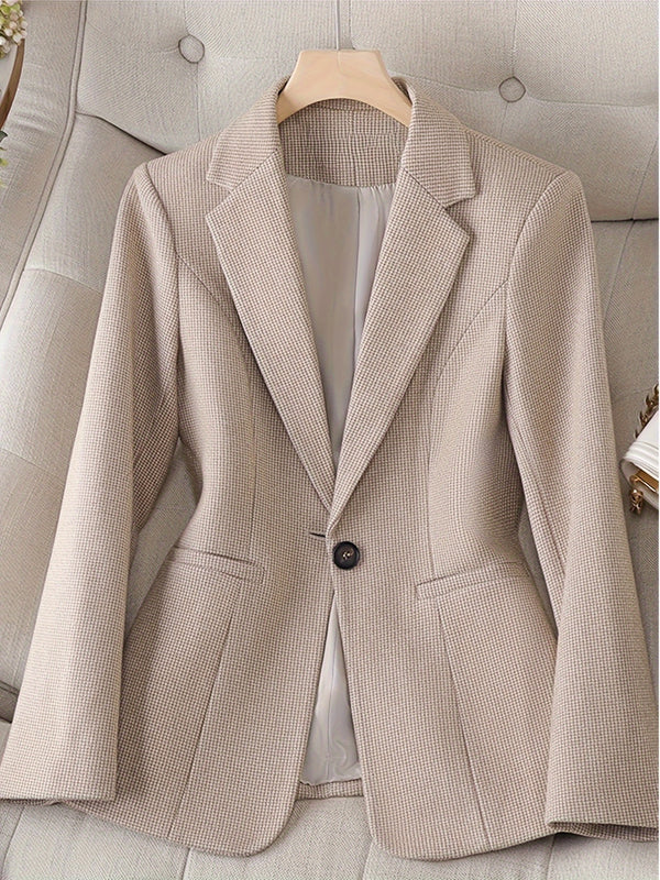Elegant Tan Women's Jacket with Traditional Collar - OutfitLondon