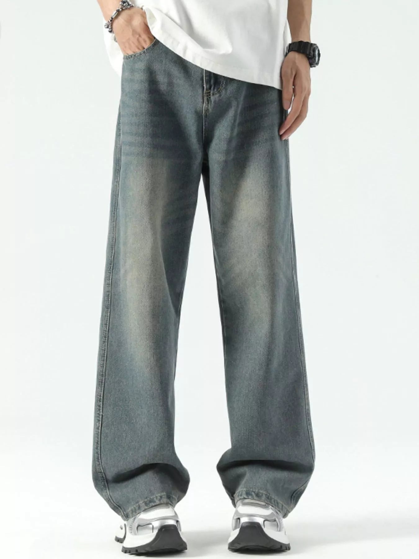Comfortable Loose Fit Mens Jeans - OutfitLondon