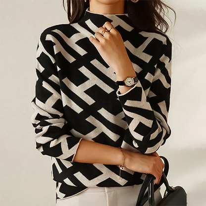 Soft Women's Winter Patterned Sweatshirt