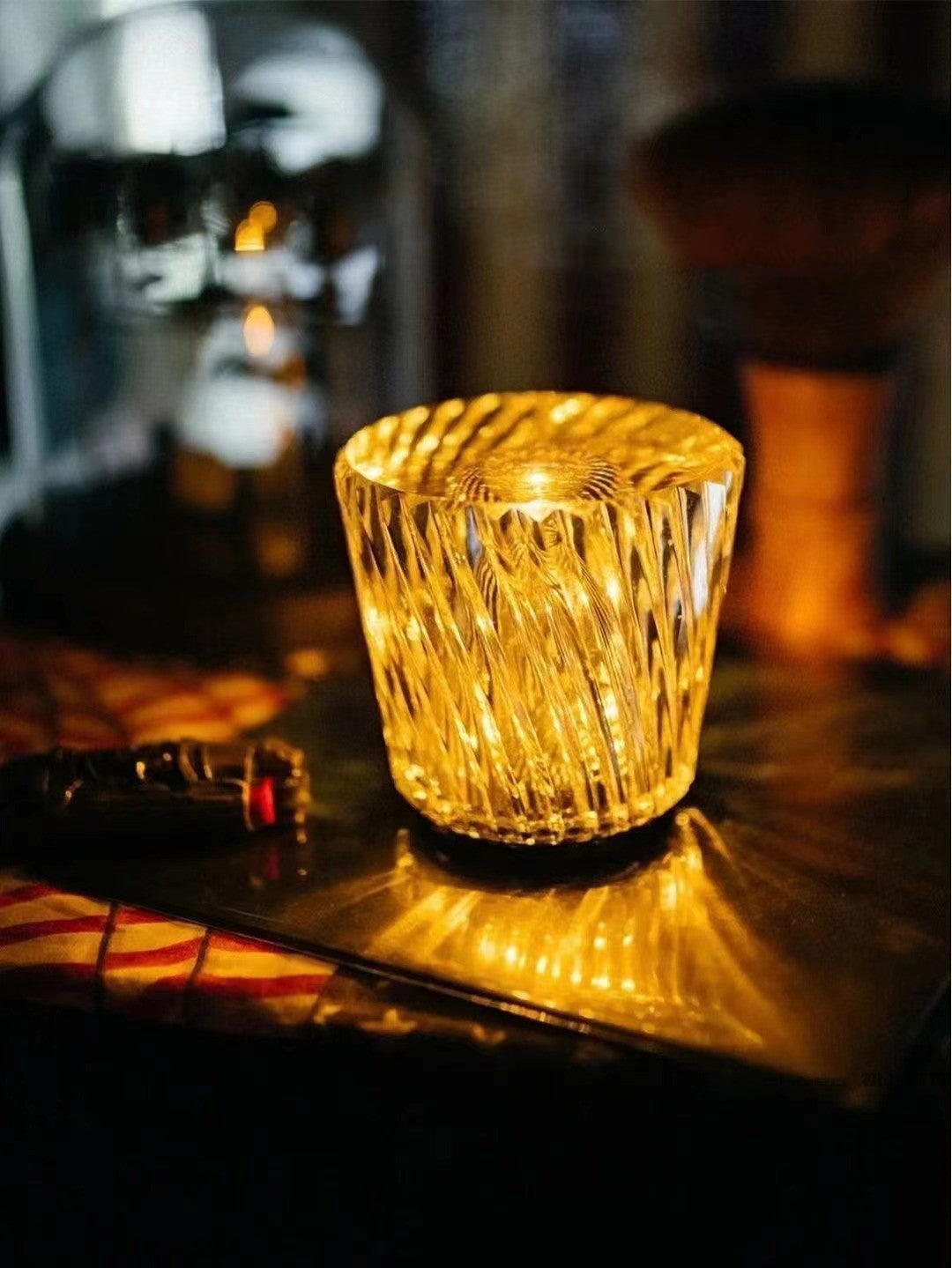Xtal Becrux Table Lamp