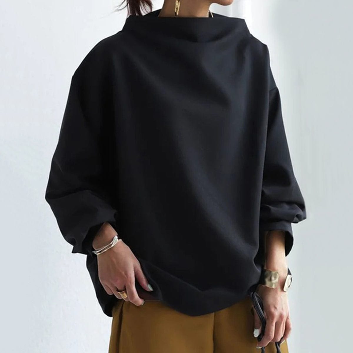 Relaxed Fit Women's Crew Neck Sweater Top