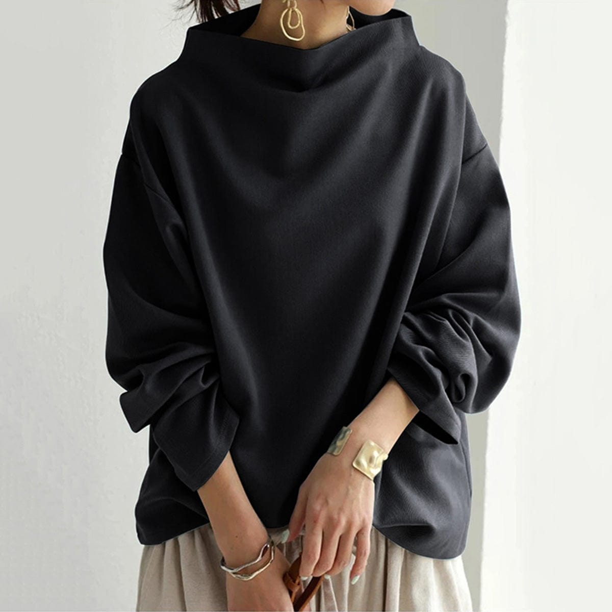 Relaxed Fit Women's Crew Neck Sweater Top