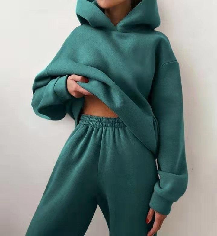 Ladies Comfortable Sports Suit