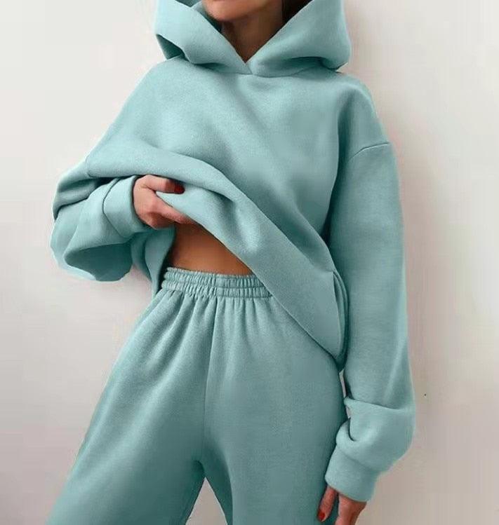 Ladies Comfortable Sports Suit
