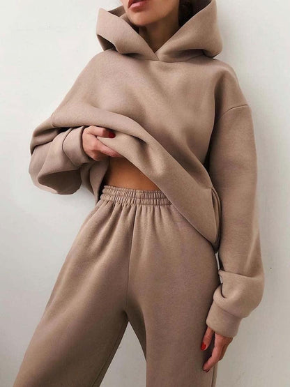 Ladies Comfortable Sports Suit
