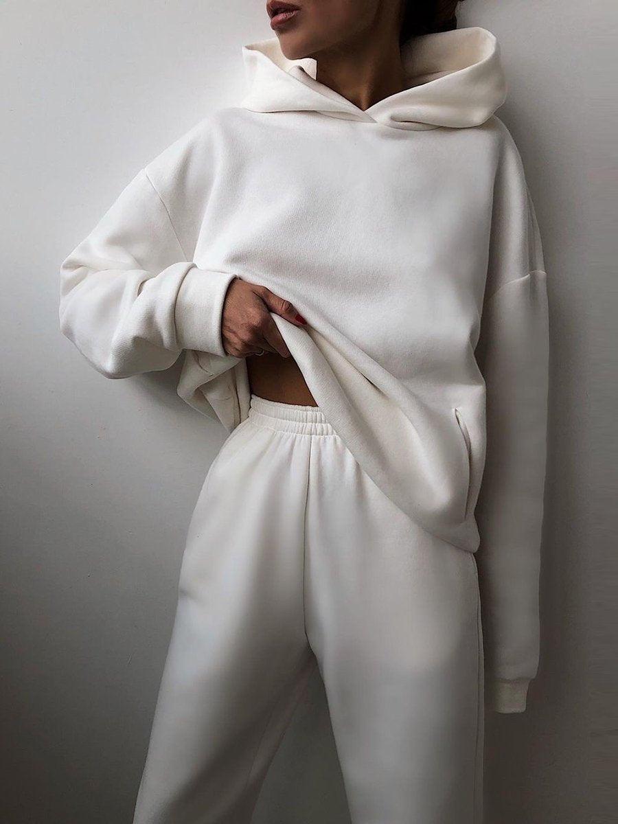 Ladies Comfortable Sports Suit