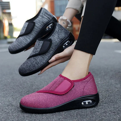 Comfortable Fit Wide Walking Shoes