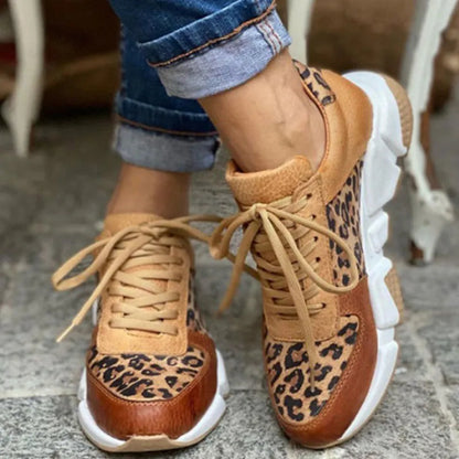 Casual Vulcanized Leopard Sneakers with Thick Soles
