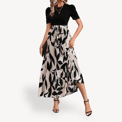 Relaxed Fit Summer Maxi Dress with Short Sleeves - OutfitLondon