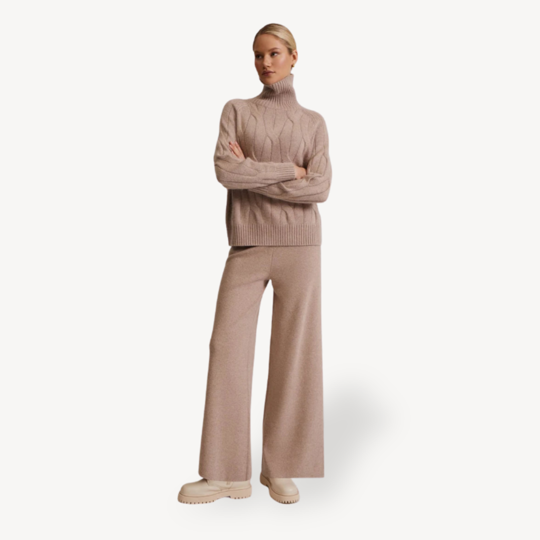 Cozy Textured Sweater and Pants Set - OutfitLondon