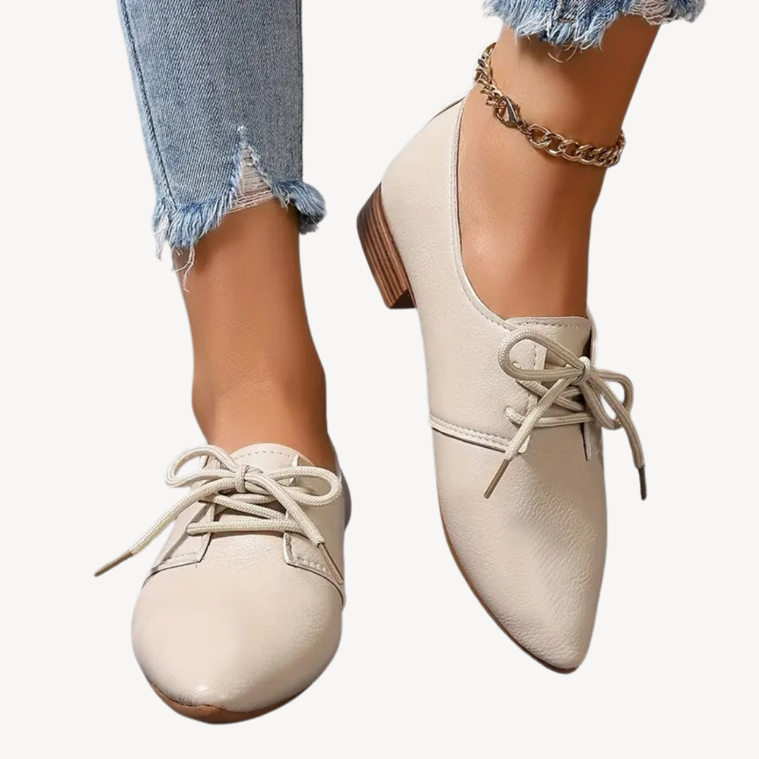 Comfortable Women's Flat Leather Shoes - OutfitLondon
