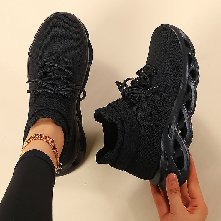 Comfortable Airy Walking Shoes for Women