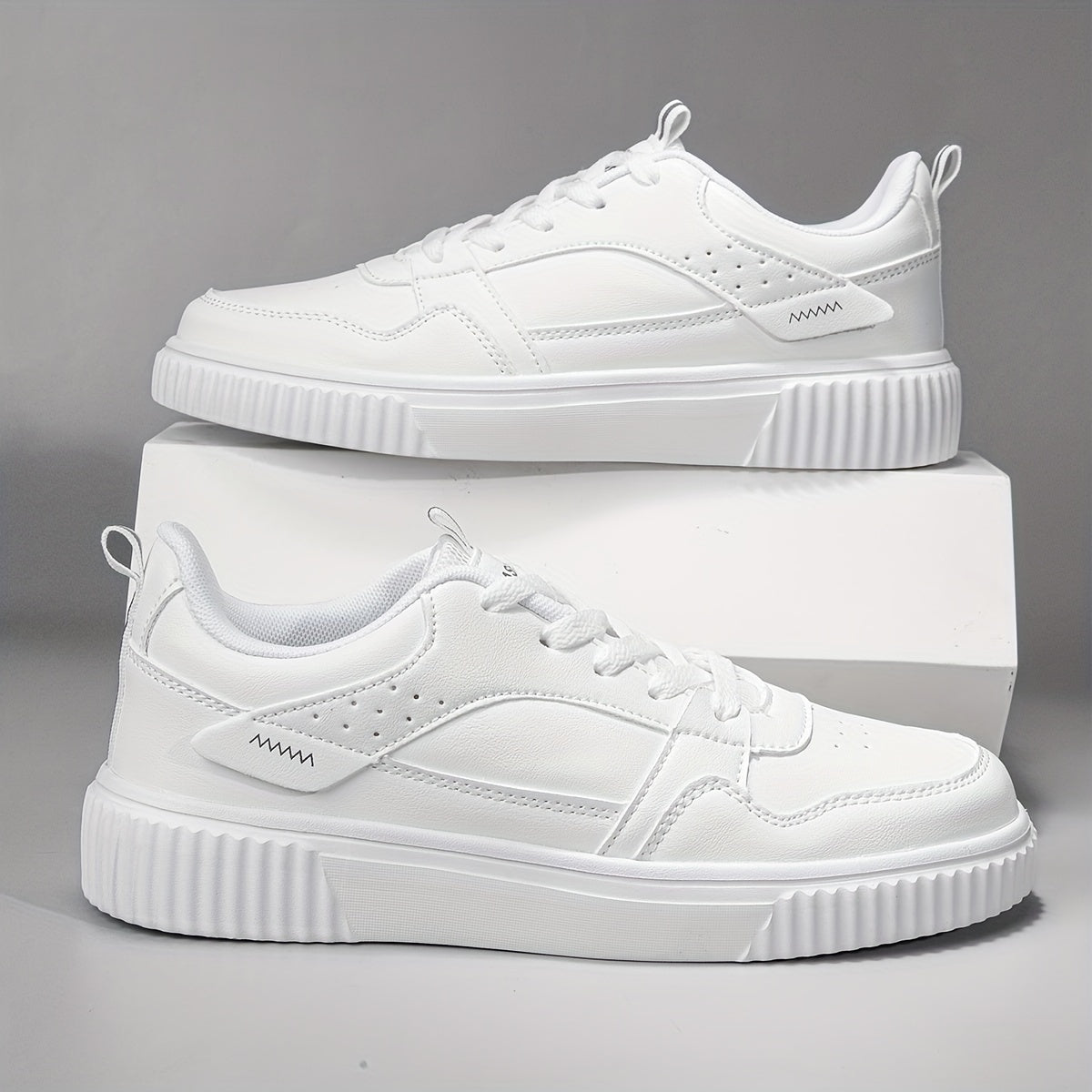 Stylish Men's Athletic Shoes for Everyday Wear