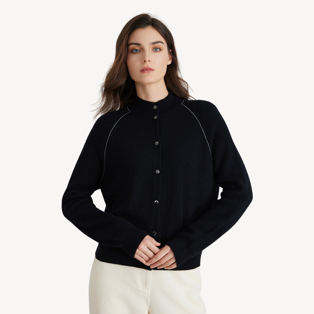 Cozy Women's Lightweight Sweater - OutfitLondon