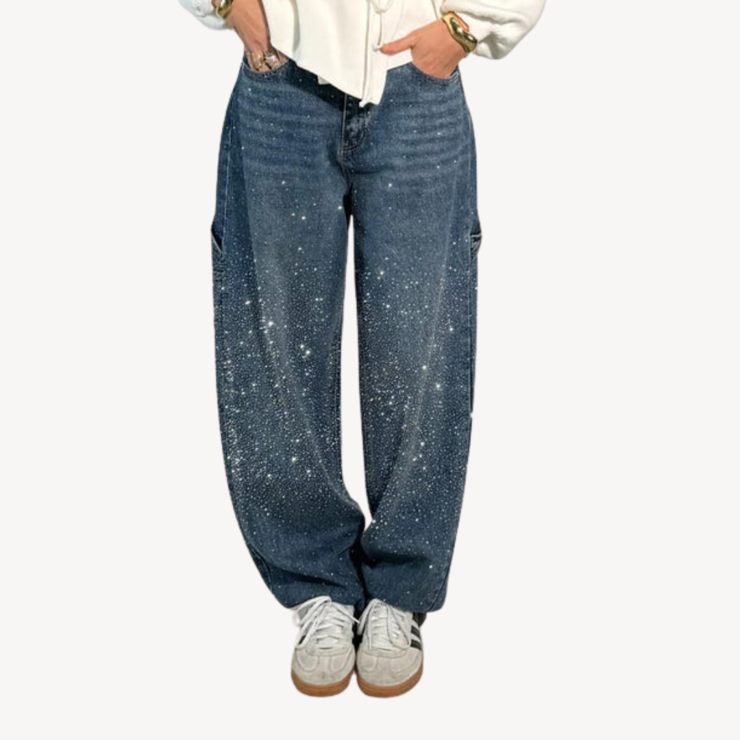 Distressed Denim Jeans for Ladies - OutfitLondon