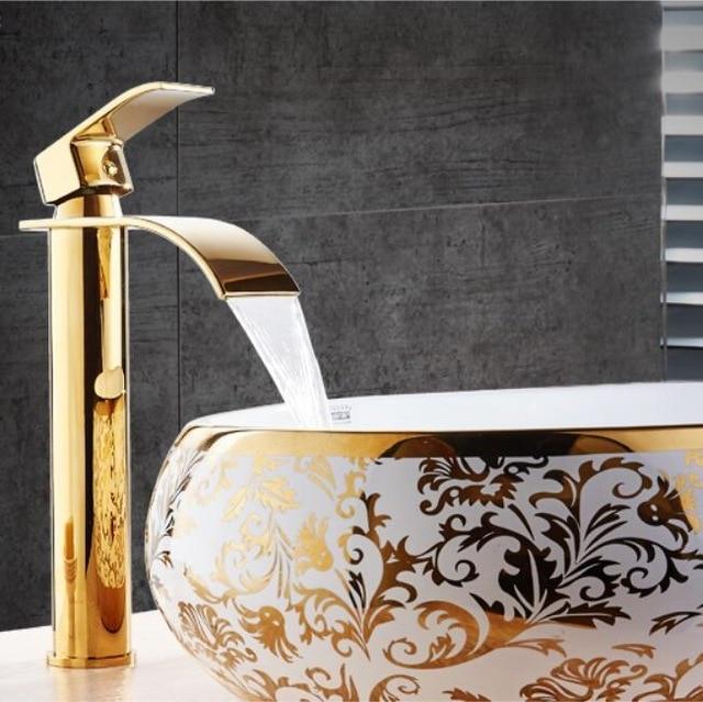 Stylish Gold Tone Single Handle Kitchen Faucet - OutfitLondon