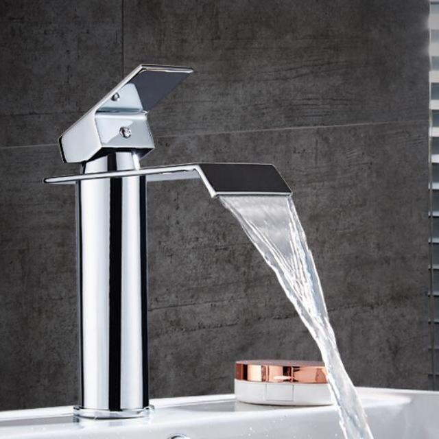 Stylish Gold Tone Single Handle Kitchen Faucet