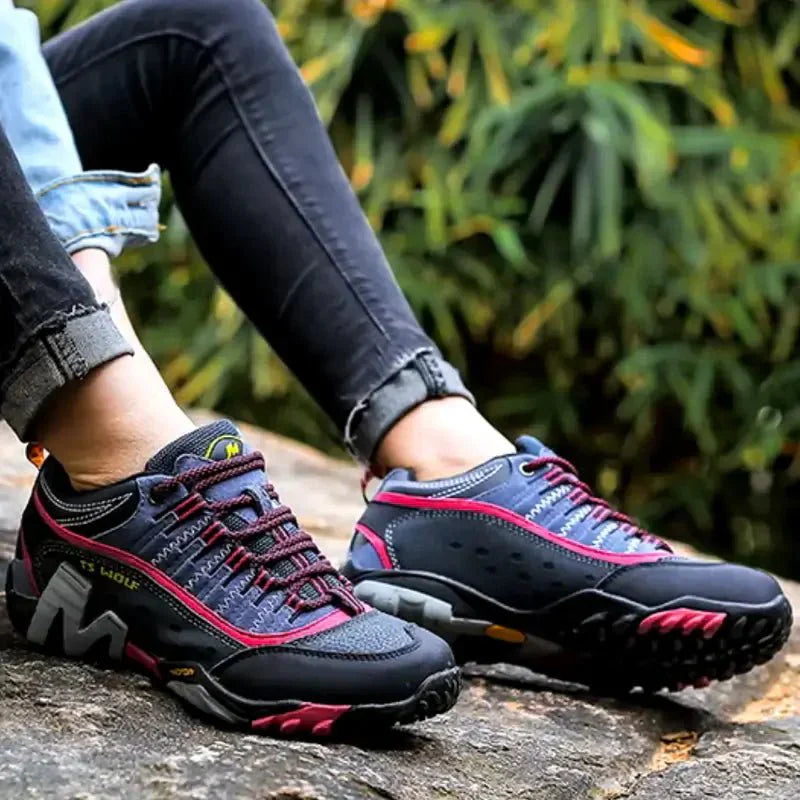 Comfortable Outdoor Women's Trail Shoes