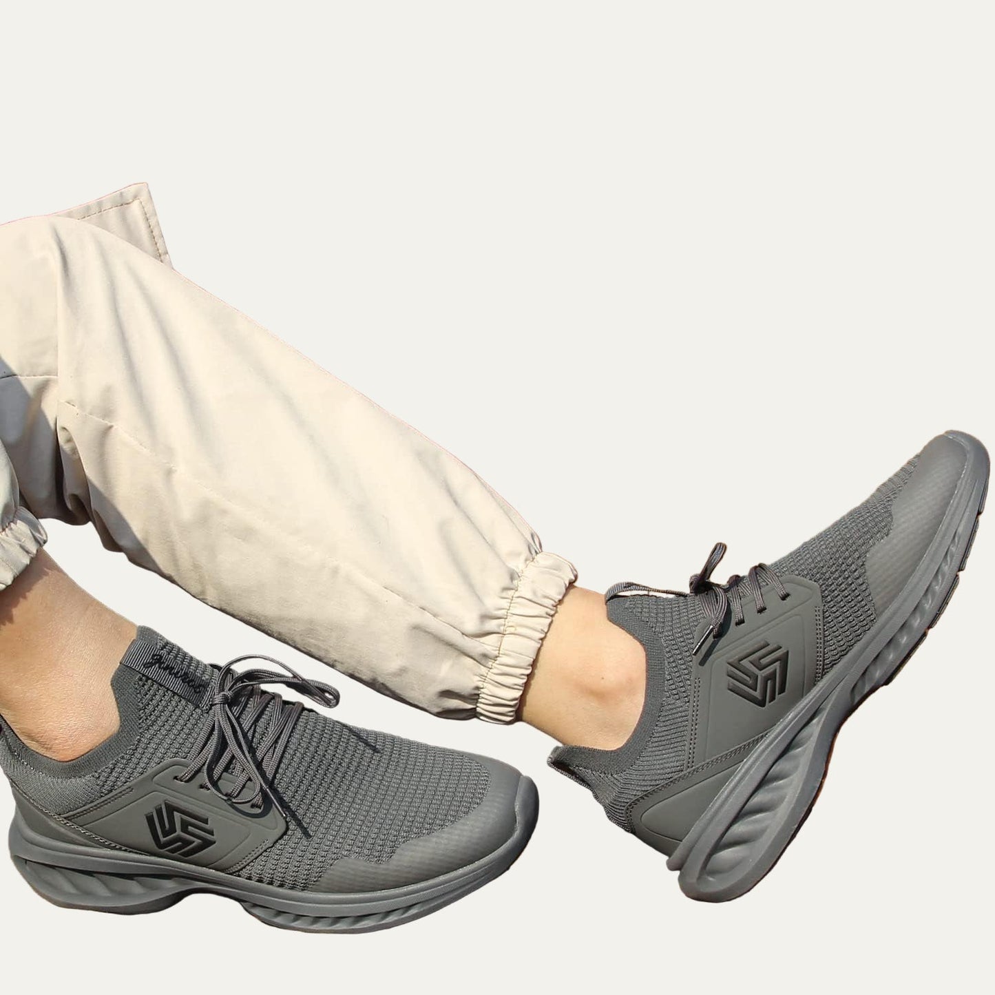 Men's Breathable Mesh Athletic Sneaker with Padded Insole