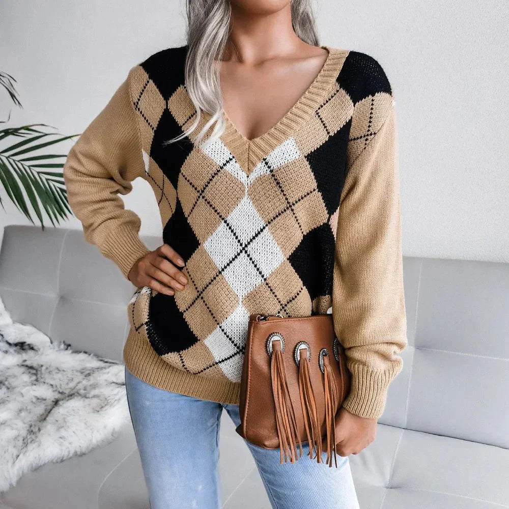 Cozy V-Neck Argyle Sweater for Women - OutfitLondon