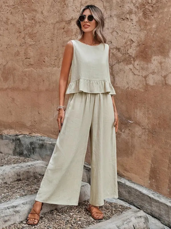 Comfy Sleeveless Lounge Wear Set - OutfitLondon