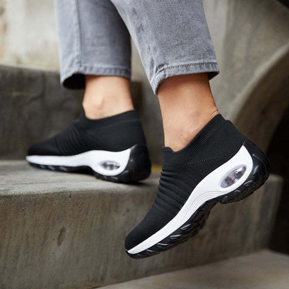 Super Soft Women's Thick-Soled Lightweight Walking Shoes