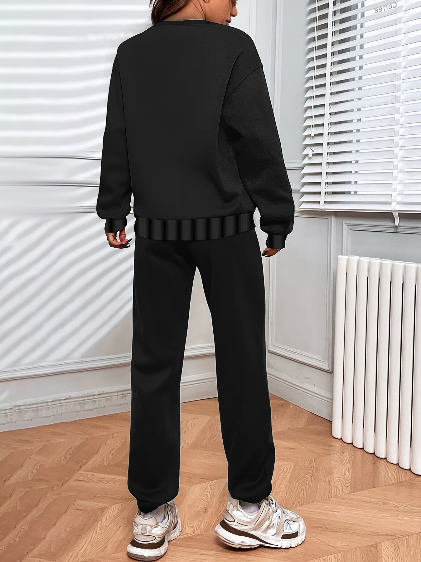 Relaxed Fit 2-Piece Sport Tracksuit