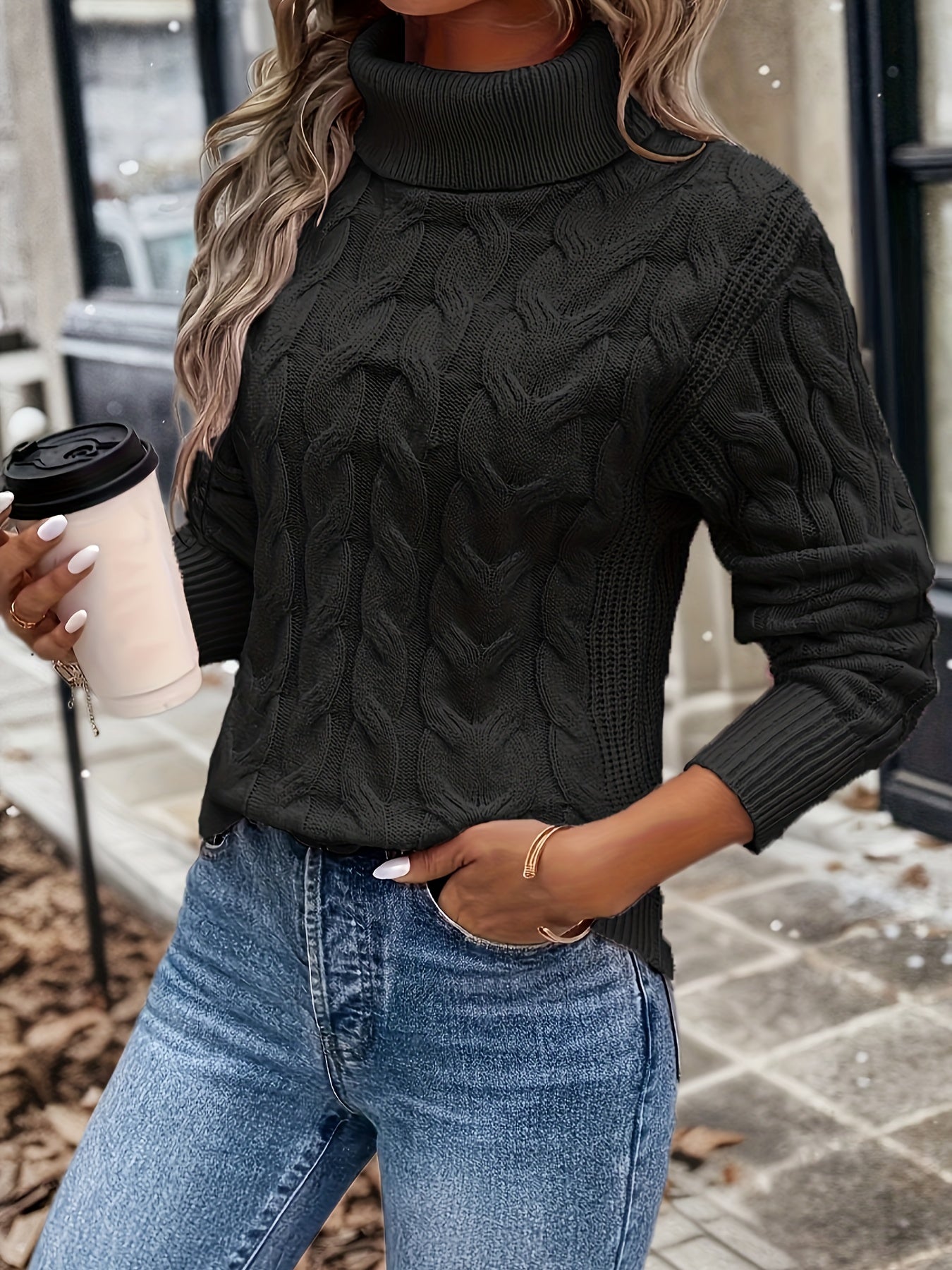Classic Fit Women's Crew Neck Jumper