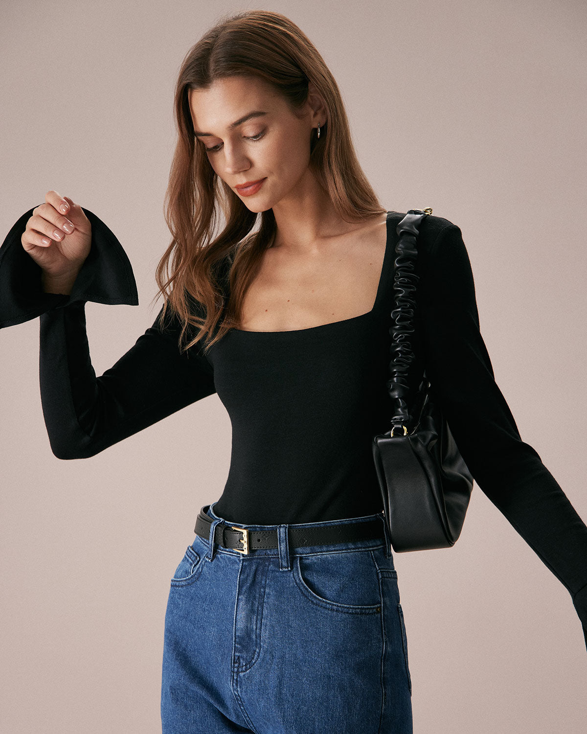 Cara | Flare Sleeve Square Neck Tee Concert Outfit