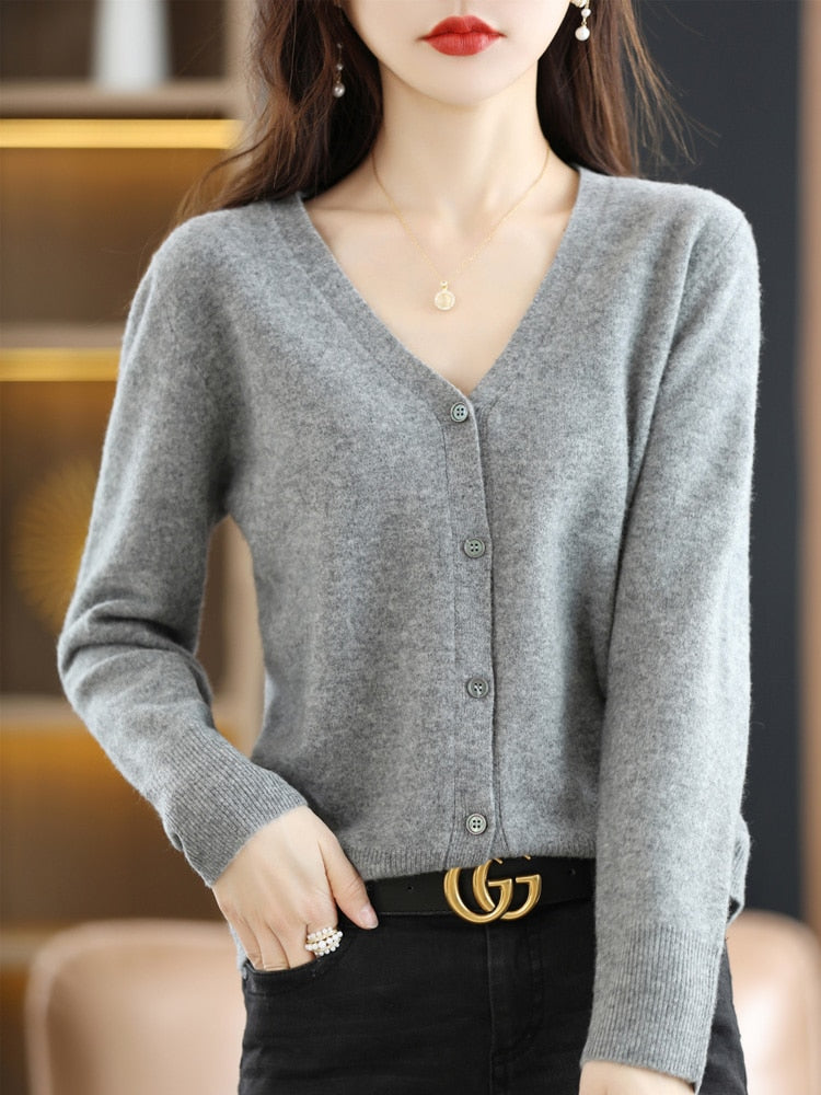 Lightweight Classic Women's Pullover Shirt