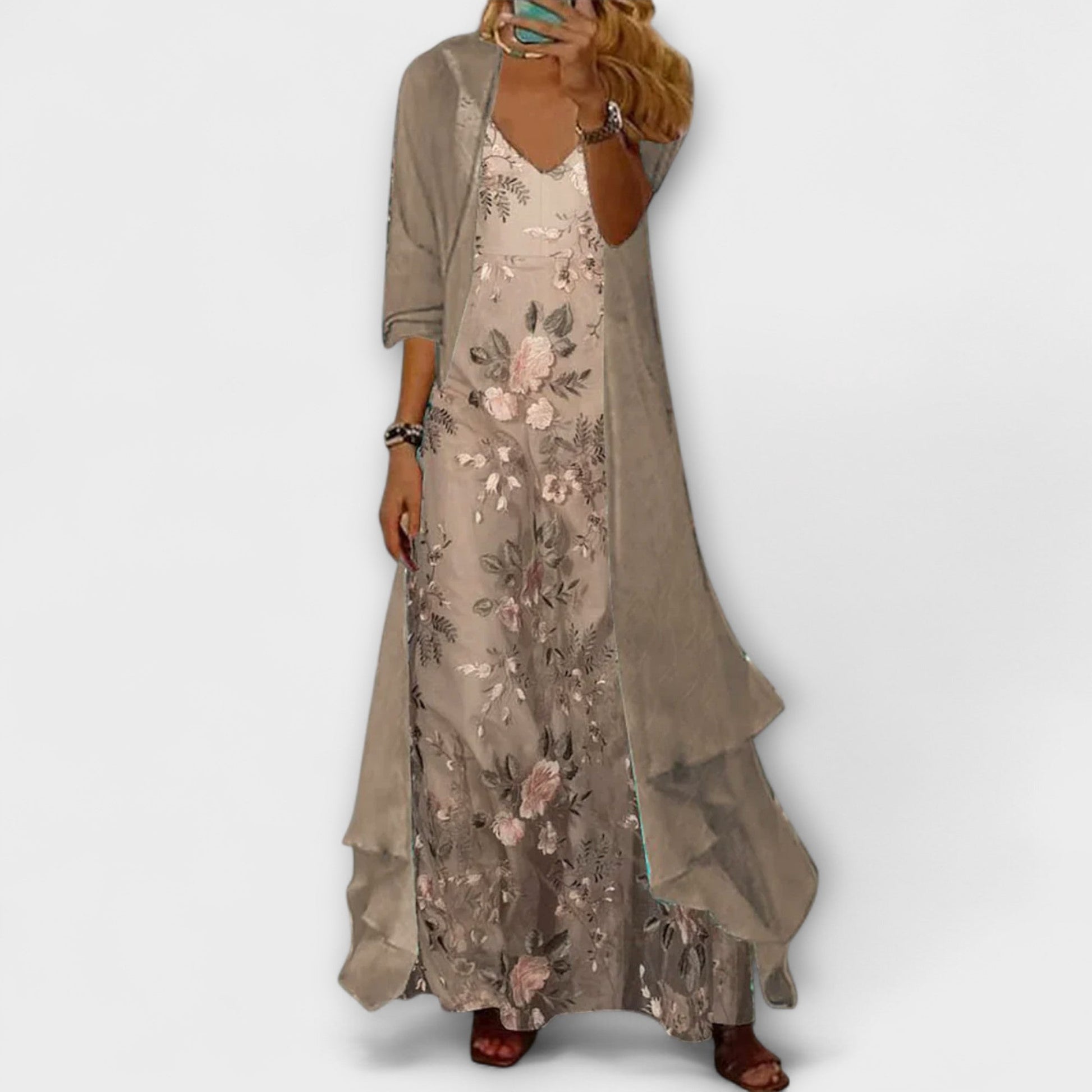 Elegant Sleeveless V Neck Maxi Dress for Women - OutfitLondon