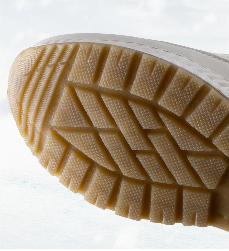 Warm Insulated Snow Boots with Laces