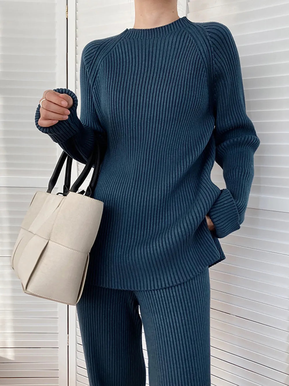 Comfortable Crew Neck 2 Piece Tracksuit Set