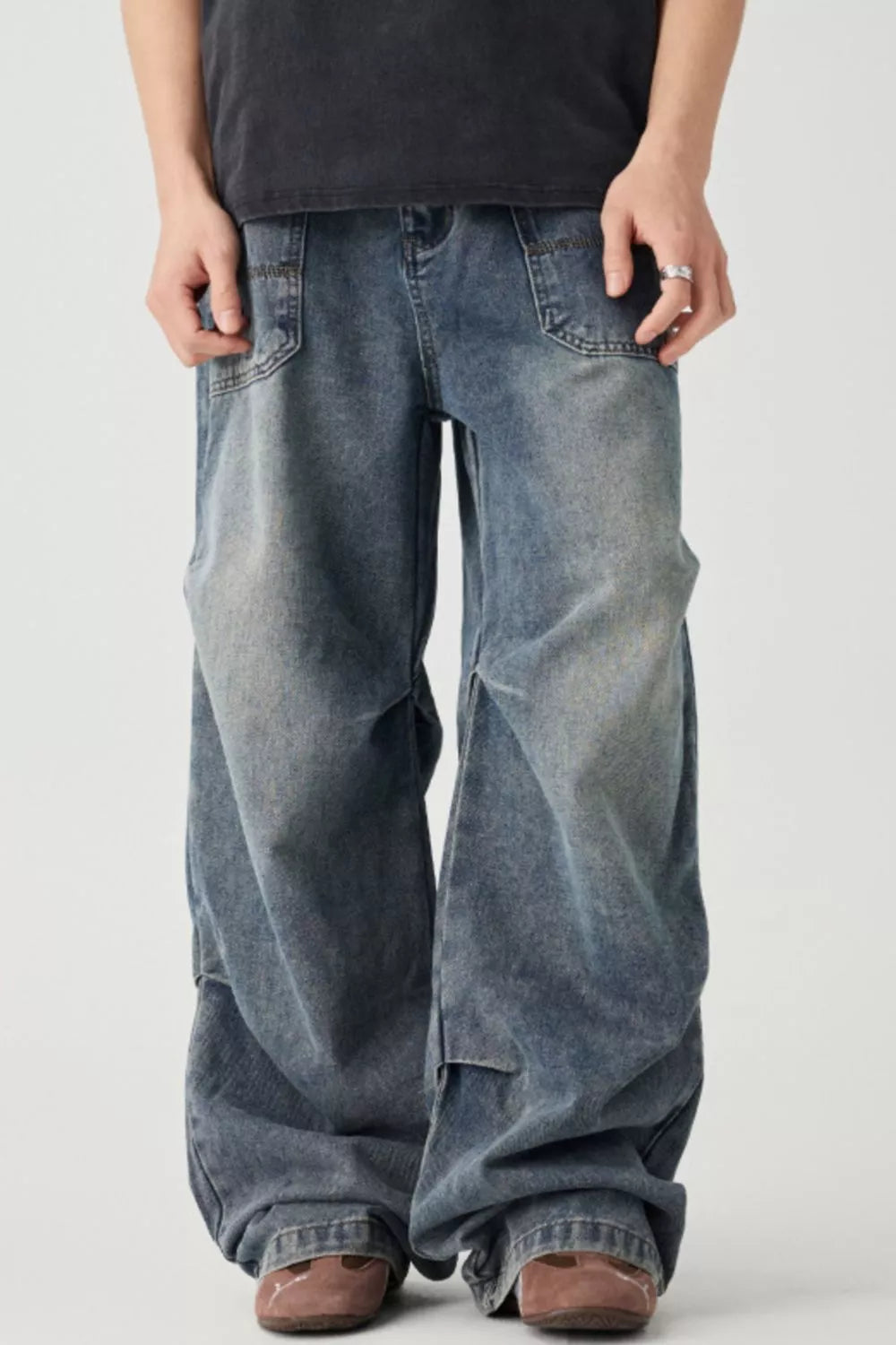 Relaxed Fit Straight Leg Men's Jeans - OutfitLondon