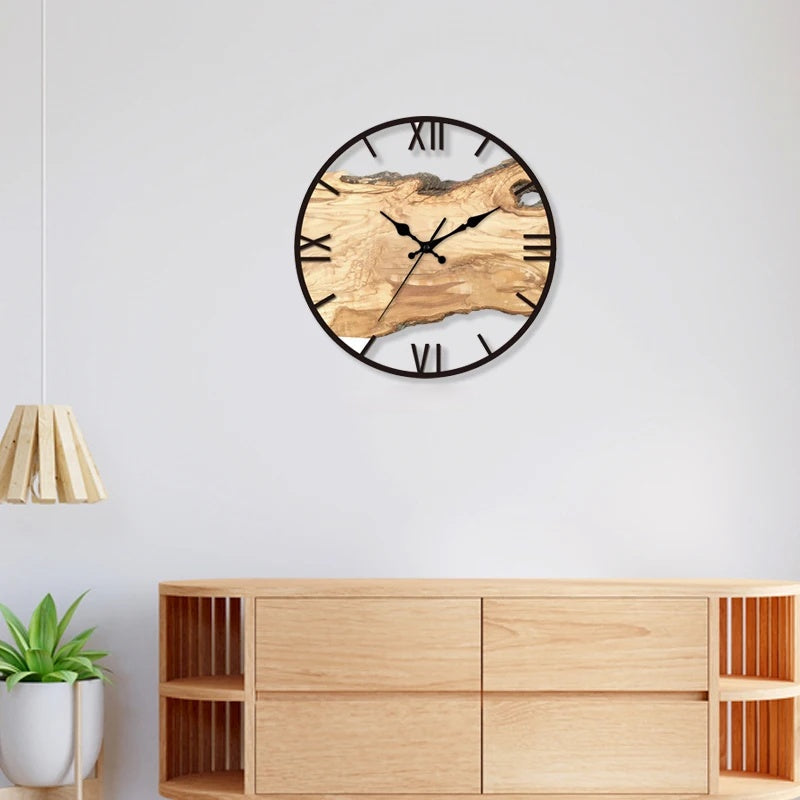 Sleek Silver Contemporary Wall Clock - OutfitLondon