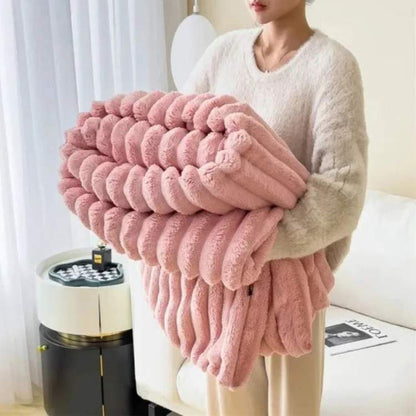 Plush Fake Fur Heavy Throw Blanket - OutfitLondon