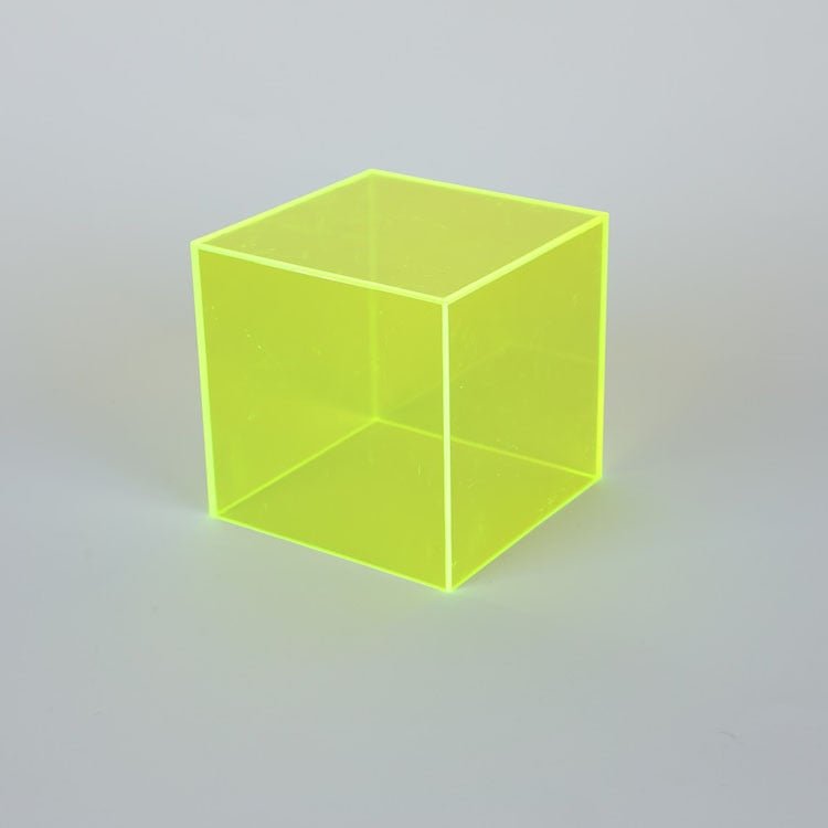 Transparent Glass Display Case for Collectibles