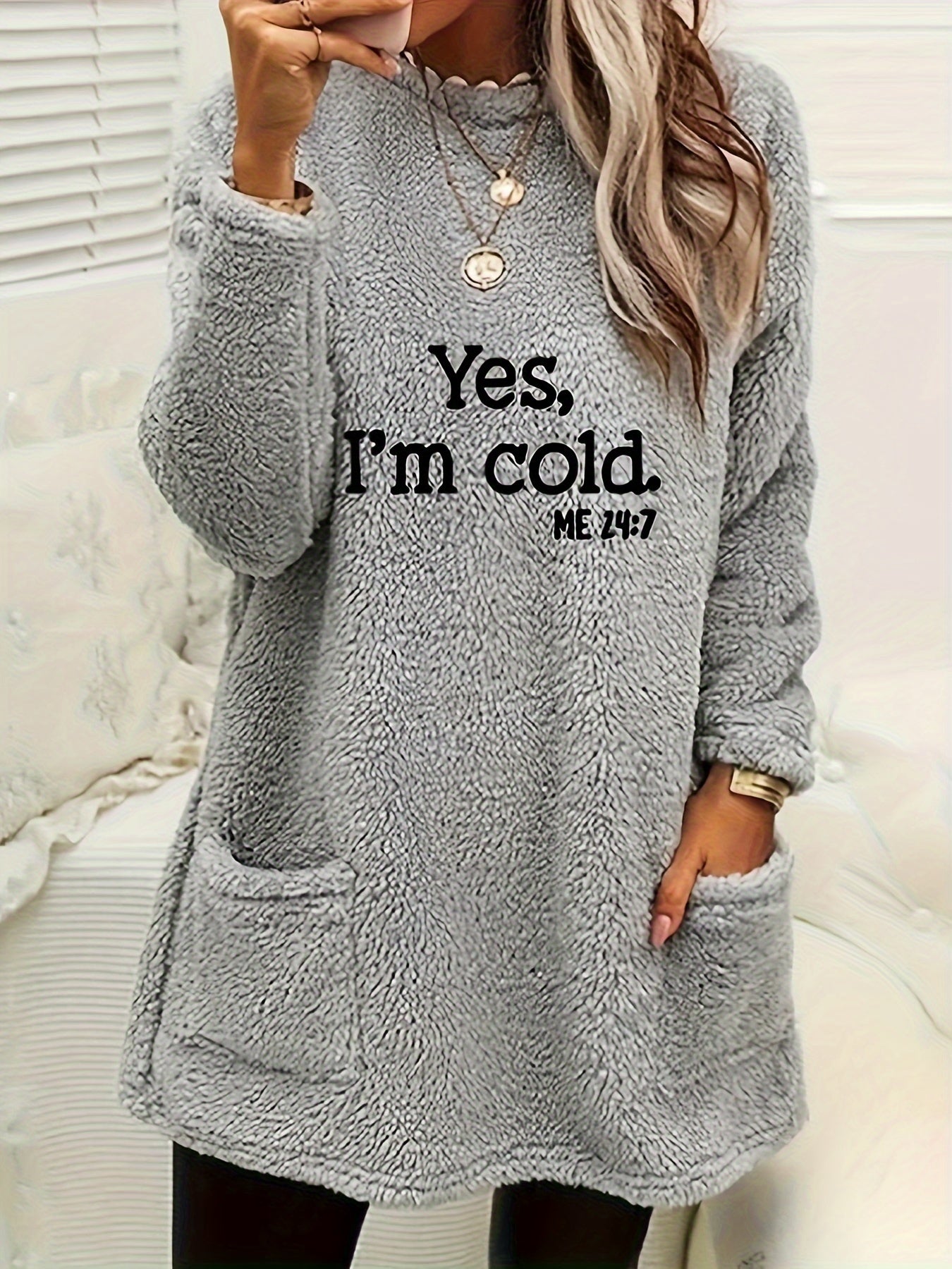 Soft Graphic Fleece Sweatshirt Luna