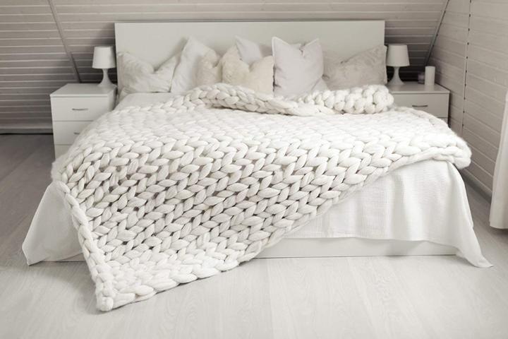 Cozy Large Fuzzy Blanket - OutfitLondon
