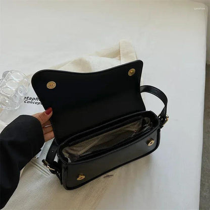 Small Ladies Crossbody Handbag Sophia