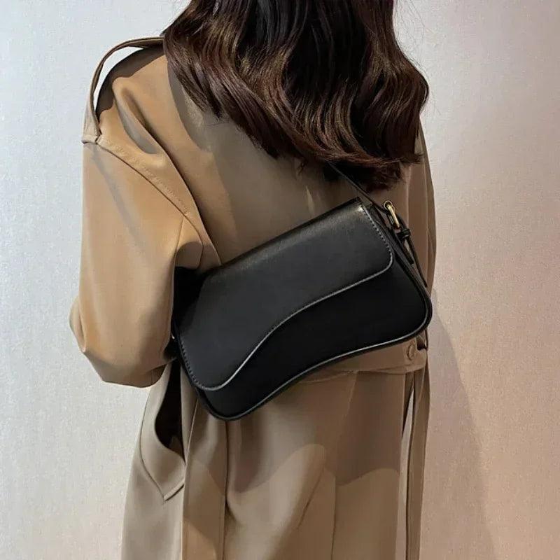 Small Ladies Crossbody Handbag Sophia