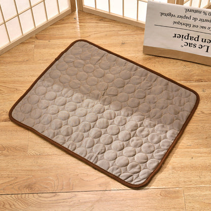 Cooling Mat for Pets - Instant Relief for Your Furry Friend